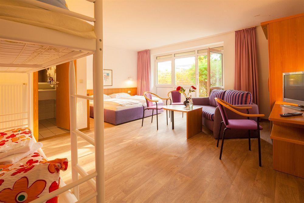Motel Stralsund Exterior photo