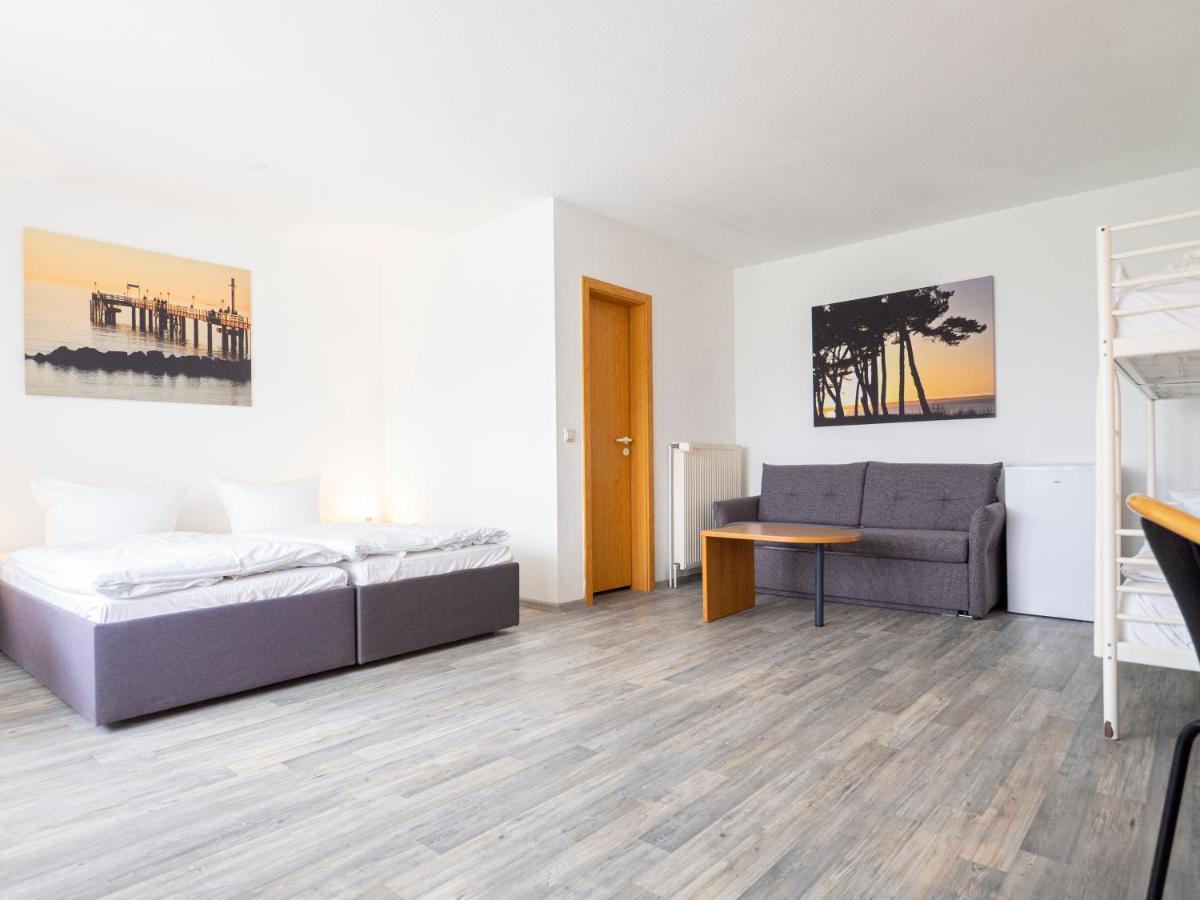 Motel Stralsund Exterior photo